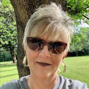 Meet your Posher, Geri beth